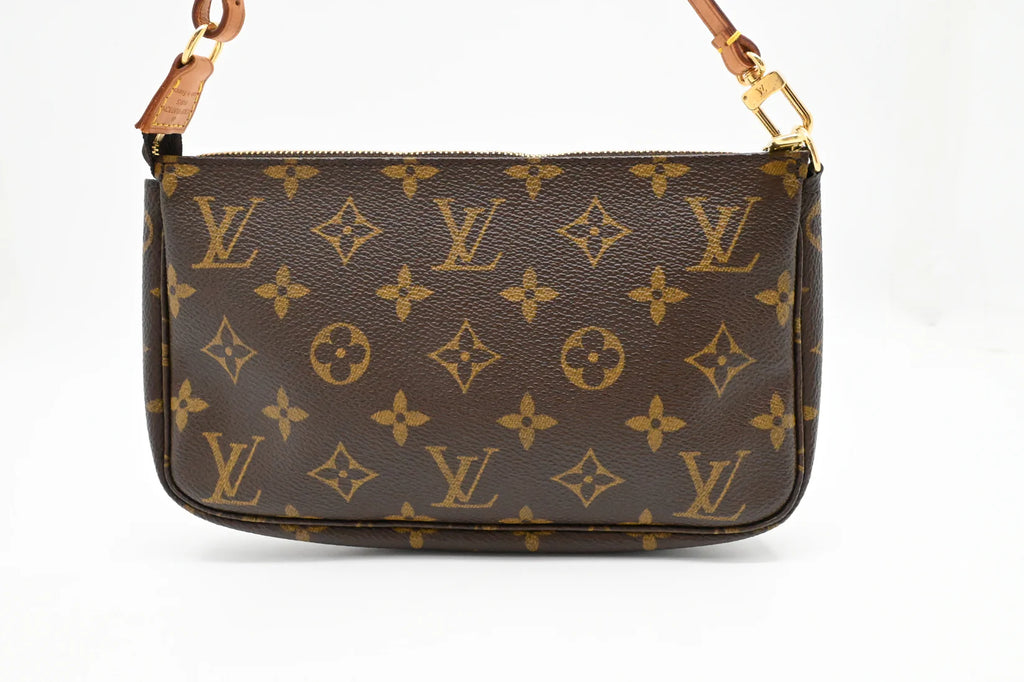 Louis Vuitton Pochette Accessoires in Monogram Canvas