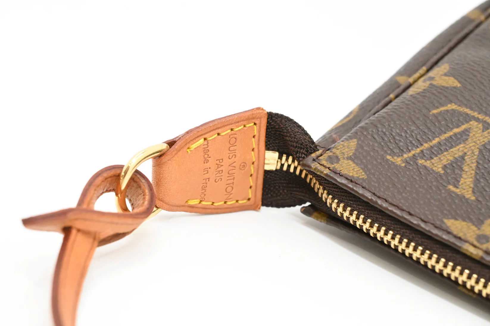 Louis Vuitton Pochette Accessoires in Monogram Canvas