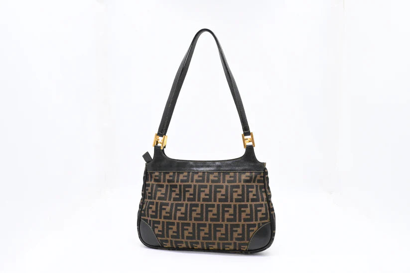 Fendi Shoulder Bag in Zucca Canvas