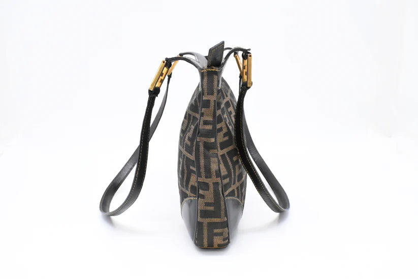 Fendi Shoulder Bag in Zucca Canvas