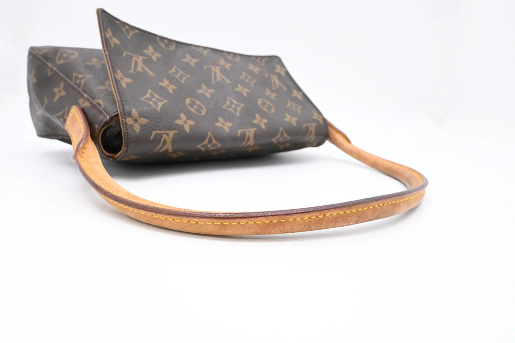 Louis Vuitton Looping PM in Monogram Canvas
